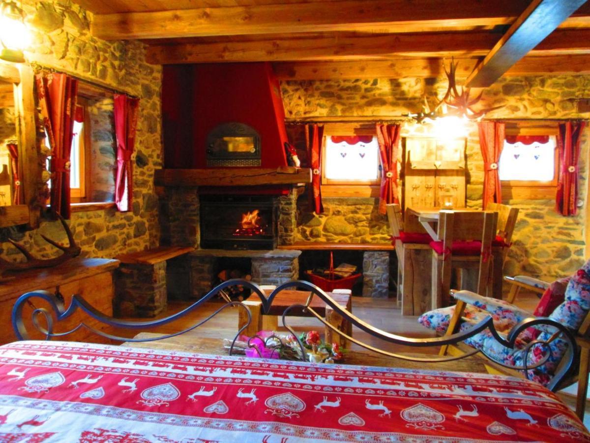 Chalet Cuore Selvatico Monno المظهر الخارجي الصورة