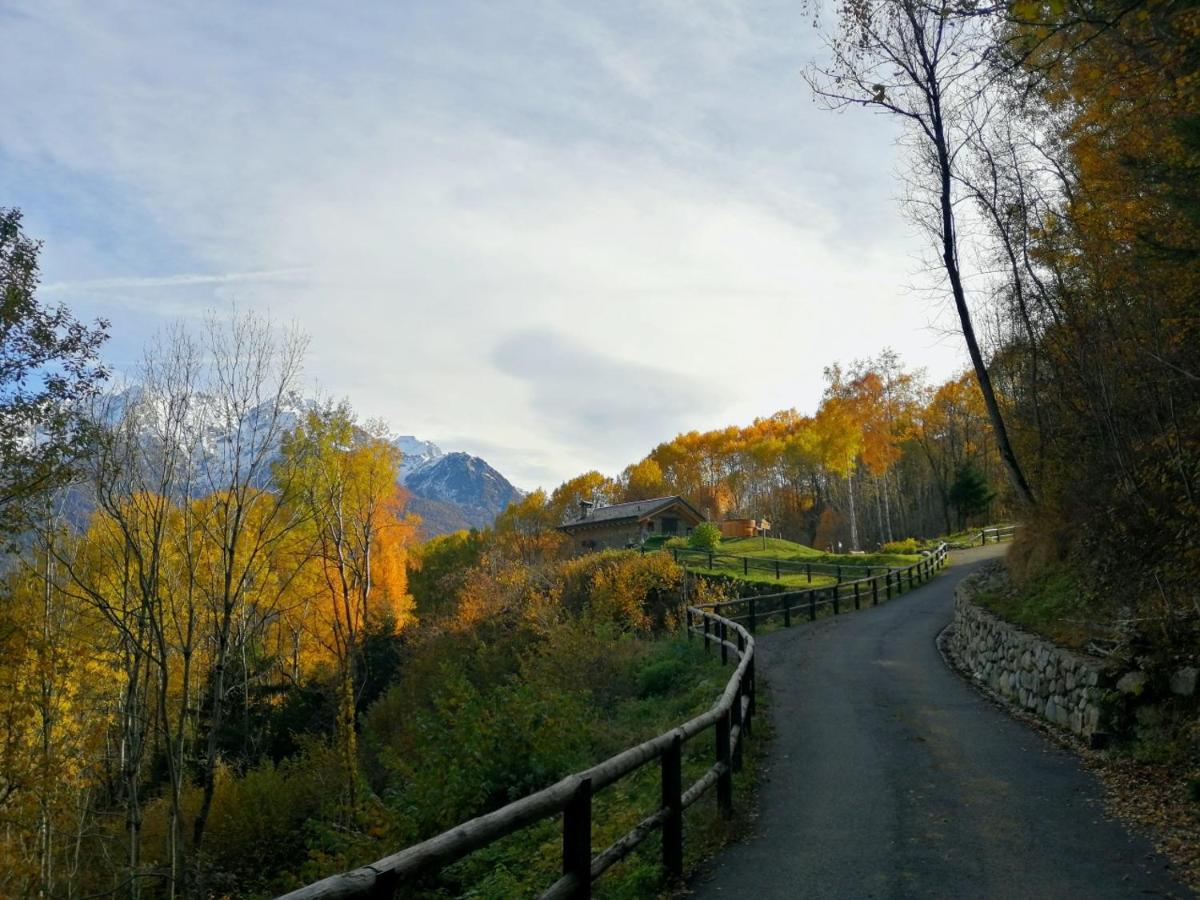 Chalet Cuore Selvatico Monno المظهر الخارجي الصورة