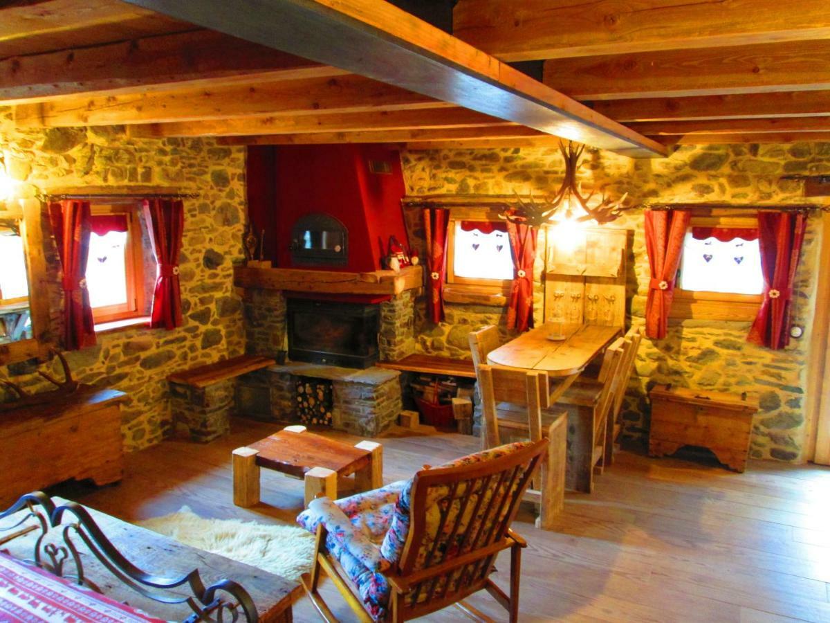 Chalet Cuore Selvatico Monno المظهر الخارجي الصورة